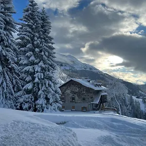 Cherz Romantic House Chalet